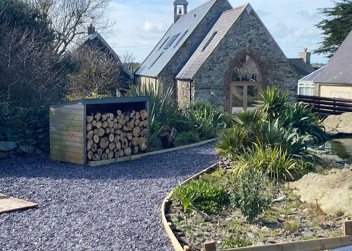 Converted Chapel - Sant Pedr Newydd - With Sea Views